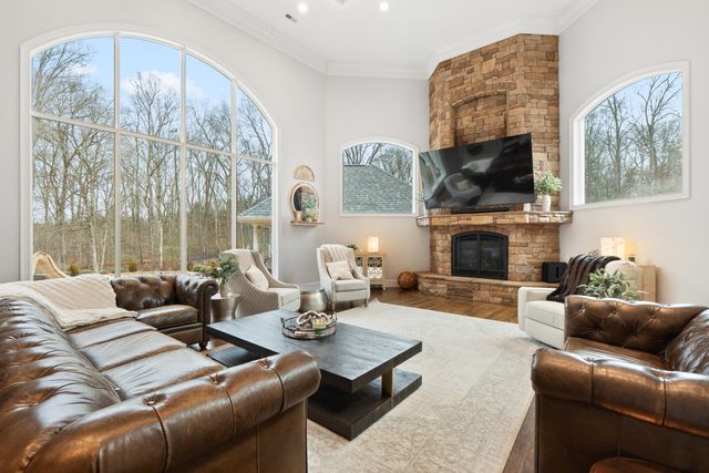 8831 Forest Creek Lane, Ooltewah, TN 37363