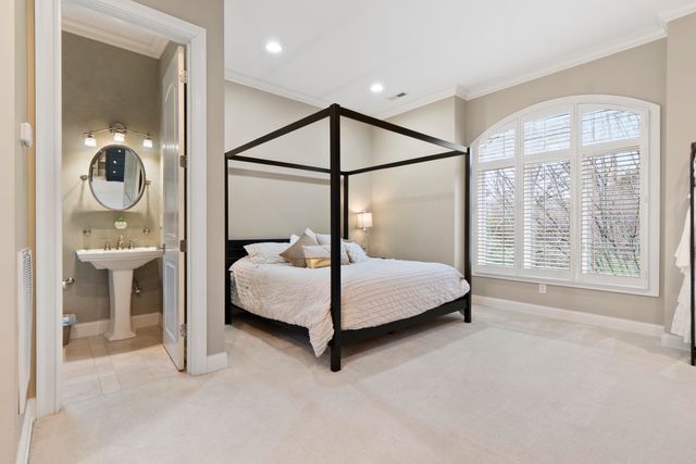 8831 Forest Creek Lane, Ooltewah, TN 37363