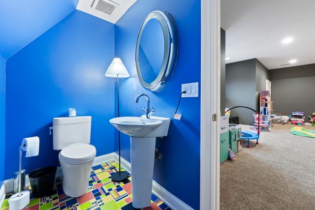 8831 Forest Creek Lane, Ooltewah, TN 37363