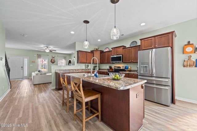 130 Prelude Drive, Richlands, NC 28574