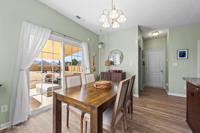 130 Prelude Drive, Richlands, NC 28574