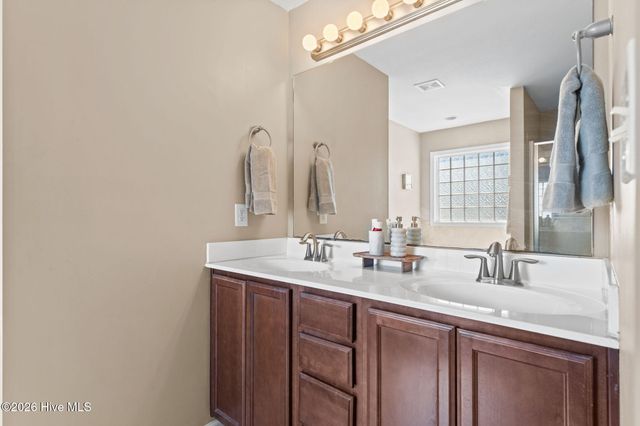 130 Prelude Drive, Richlands, NC 28574