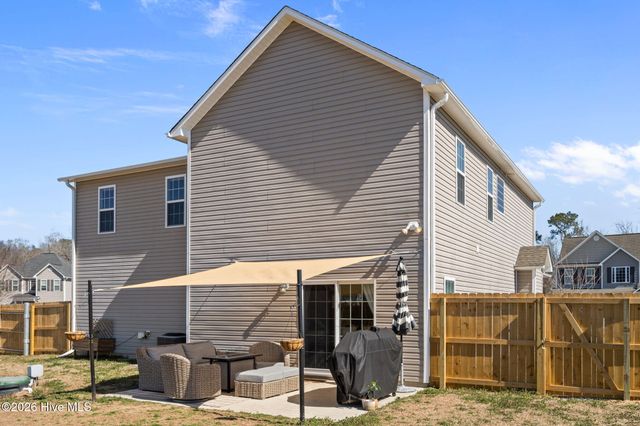 130 Prelude Drive, Richlands, NC 28574