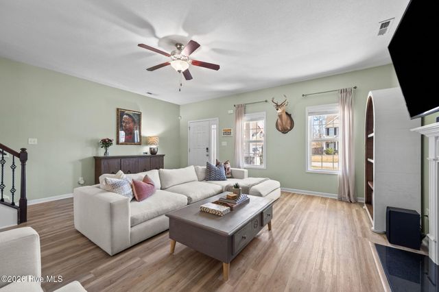 130 Prelude Drive, Richlands, NC 28574