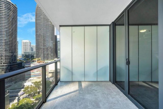 1010 Brickell Ave 1810, Miami, FL 33131