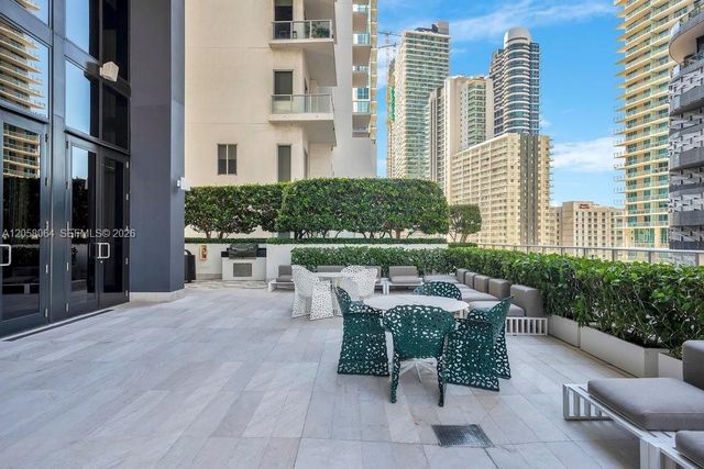 1010 Brickell Ave 1810, Miami, FL 33131