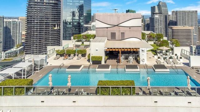 1010 Brickell Ave 1810, Miami, FL 33131