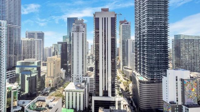 1010 Brickell Ave 1810, Miami, FL 33131