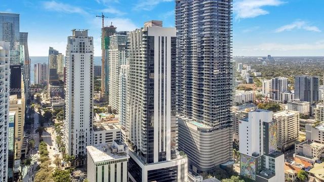 1010 Brickell Ave 1810, Miami, FL 33131