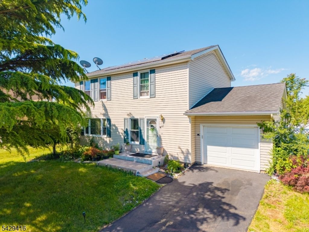 40 Jefferson Dr, Piscataway Twp., NJ 08854 — exterior