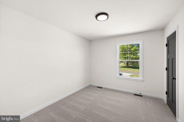 28264 MINE RUN RD, Rhoadesville, VA 22542