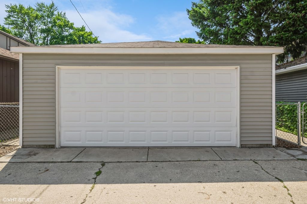 property-img