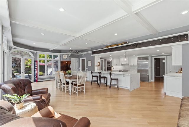 67 Love Lane, Warwick, RI 02886