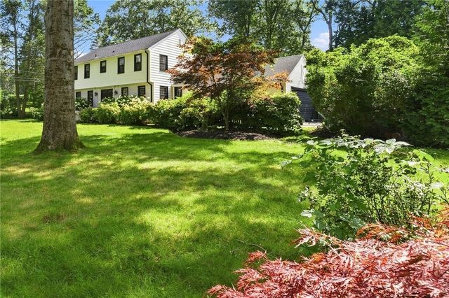 67 Love Lane, Warwick, RI 02886