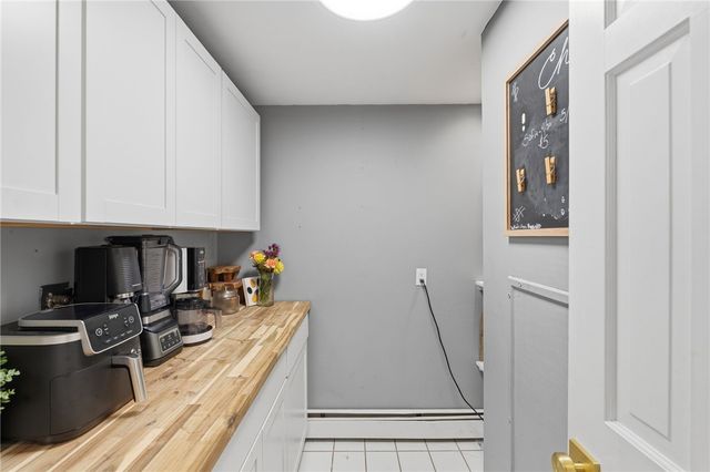 67 Love Lane, Warwick, RI 02886