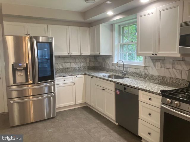 3820 INGLESIDE ST, Olney, MD 20832