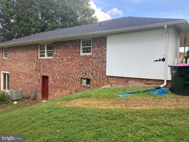 3820 INGLESIDE ST, Olney, MD 20832