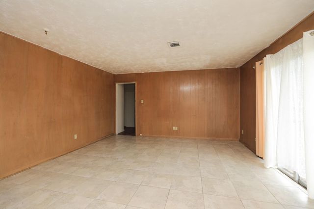 5110 Noldale Drive, Houston, TX 77016
