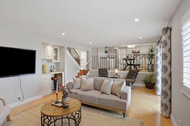 18737 W Cavendish Drive, Castro Valley, CA 94552