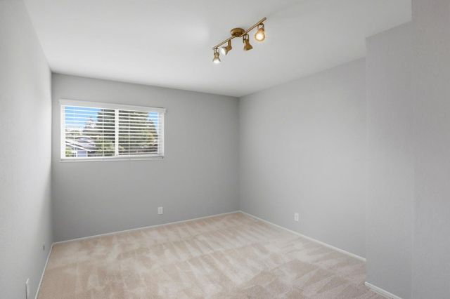 18737 W Cavendish Drive, Castro Valley, CA 94552