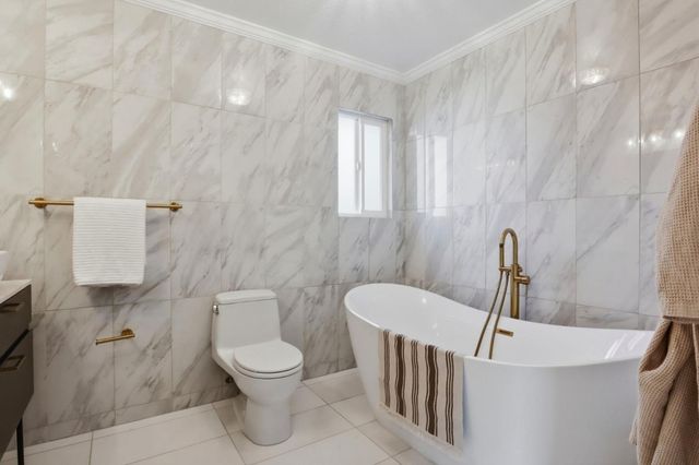 18737 W Cavendish Drive, Castro Valley, CA 94552