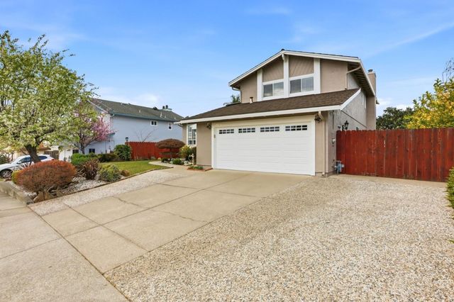 18737 W Cavendish Drive, Castro Valley, CA 94552