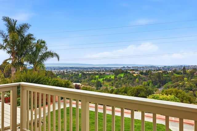 18737 W Cavendish Drive, Castro Valley, CA 94552