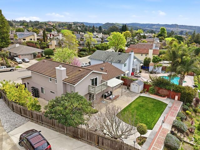 18737 W Cavendish Drive, Castro Valley, CA 94552