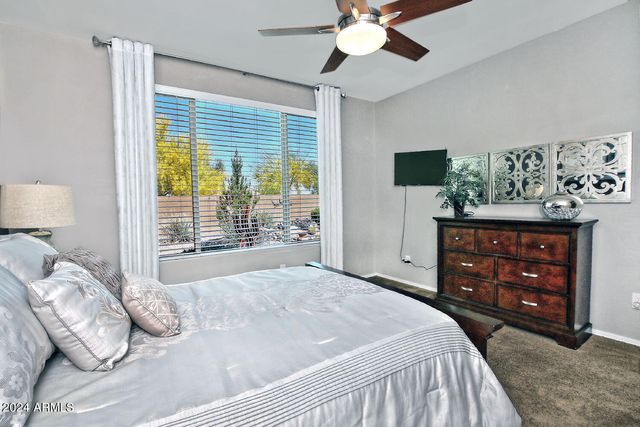 4394 N HUMMINGBIRD Drive, Florence, AZ 85132