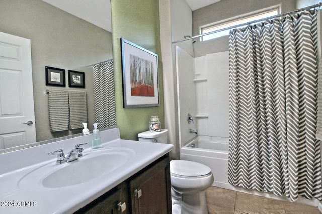 4394 N HUMMINGBIRD Drive, Florence, AZ 85132