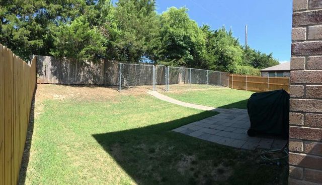 524 Nance Drive, Cedar Hill, TX 75104