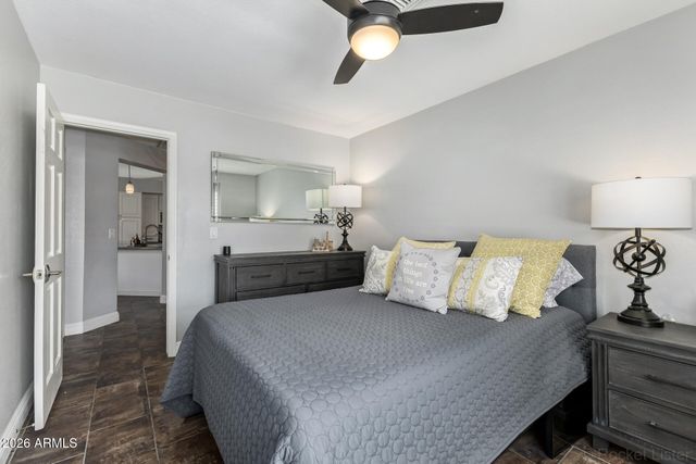 2711 W HIGHLAND Street, Chandler, AZ 85224