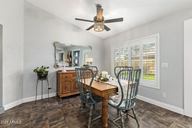 2711 W HIGHLAND Street, Chandler, AZ 85224