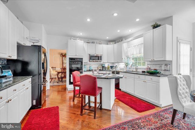 14 CLEARBROOK LN, Sewell, NJ 08080
