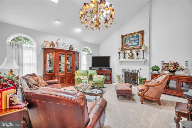 14 CLEARBROOK LN, Sewell, NJ 08080