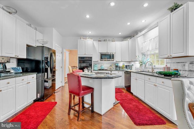 14 CLEARBROOK LN, Sewell, NJ 08080