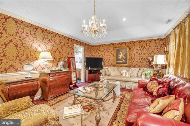 14 CLEARBROOK LN, Sewell, NJ 08080