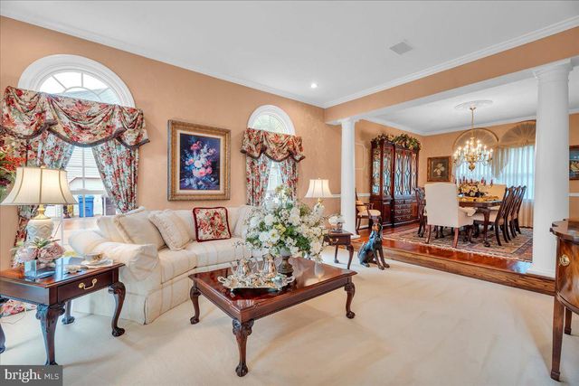 14 CLEARBROOK LN, Sewell, NJ 08080