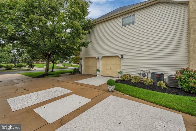 14 CLEARBROOK LN, Sewell, NJ 08080