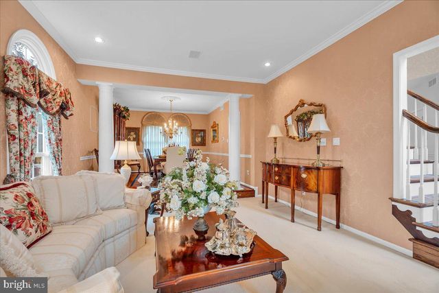 14 CLEARBROOK LN, Sewell, NJ 08080