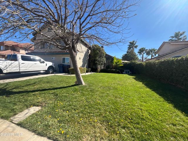 2658 W Paxton Avenue, Palmdale, CA 93551