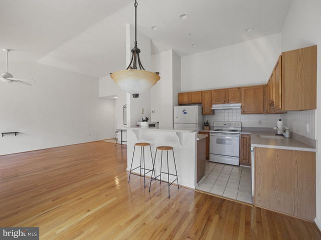 211 GOLDEN EYE CT, Chester, MD 21619