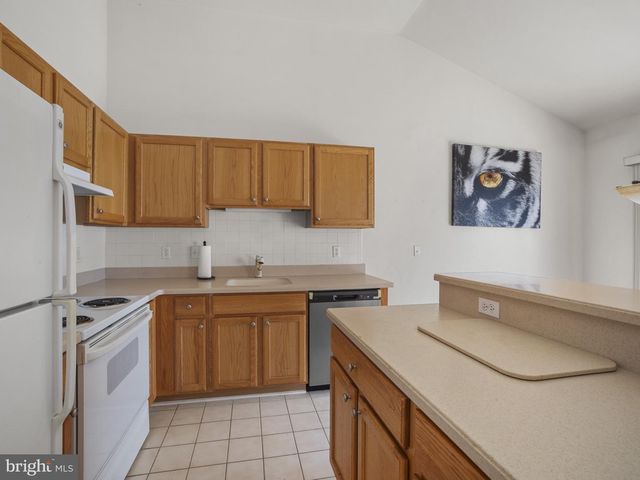 211 GOLDEN EYE CT, Chester, MD 21619