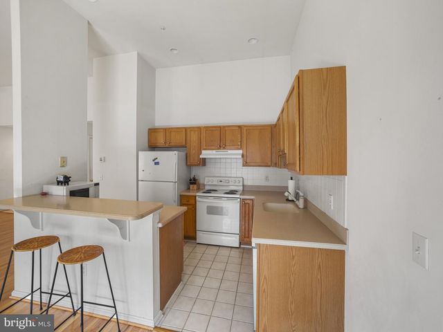 211 GOLDEN EYE CT, Chester, MD 21619