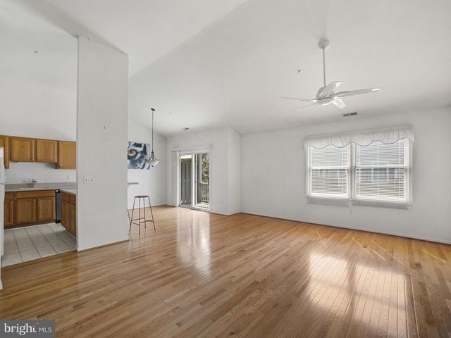 211 GOLDEN EYE CT, Chester, MD 21619