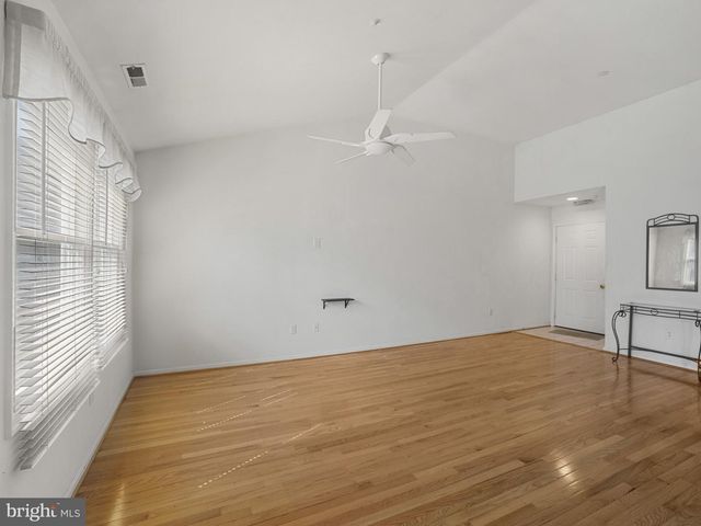 211 GOLDEN EYE CT, Chester, MD 21619