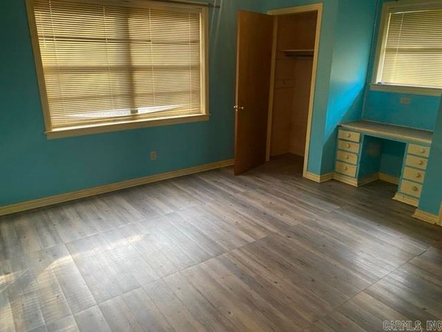 514 W Pennington St Highway, Ola, AR 72853