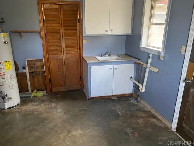 514 W Pennington St Highway, Ola, AR 72853