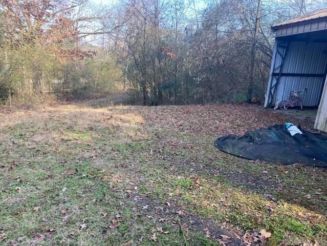 514 W Pennington St Highway, Ola, AR 72853