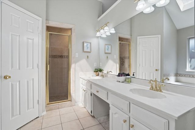 7021 Cook Circle, North Richland Hills, TX 76182